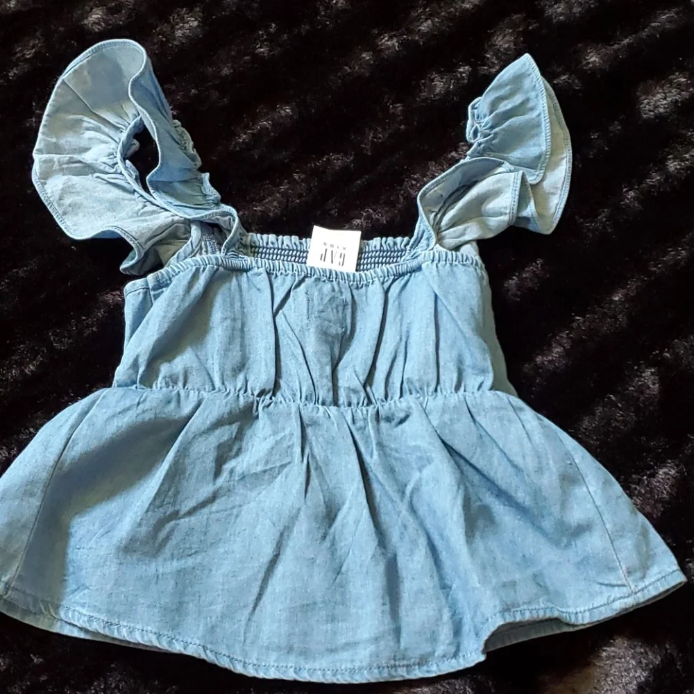 🆕️ GAP GIRLS DENIM TOP